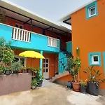 Mexicana Apartment Yellow