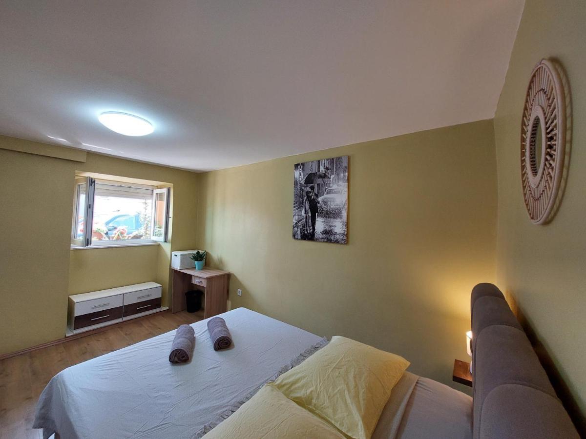 Mexicana Yellow Apartament Zadar